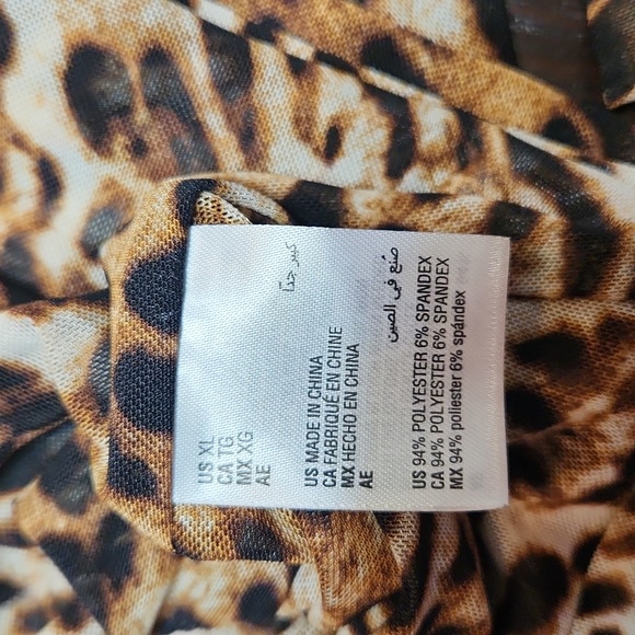 Leopard Top - Picture 4 of 4
